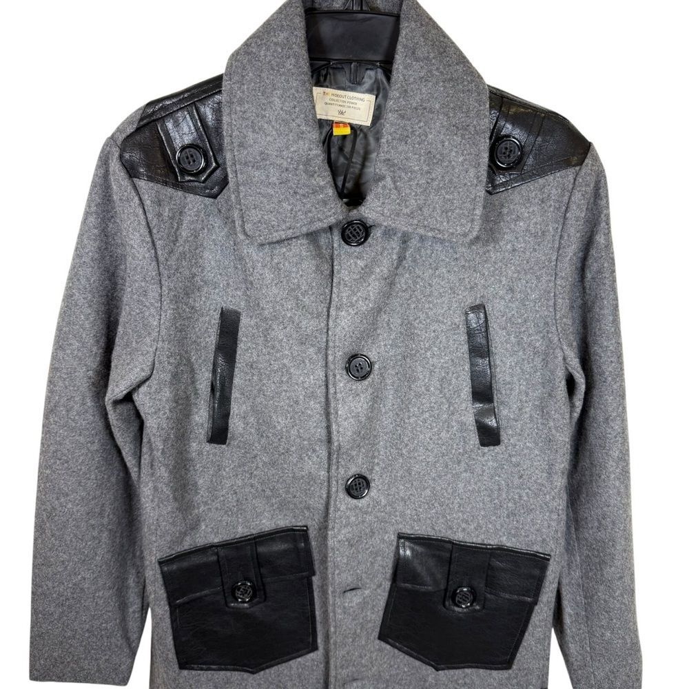 NWT Chic The Hideout Clothing Gray Coat with Black Pleather Detail Size Small
